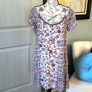 Off shoulders floral dress